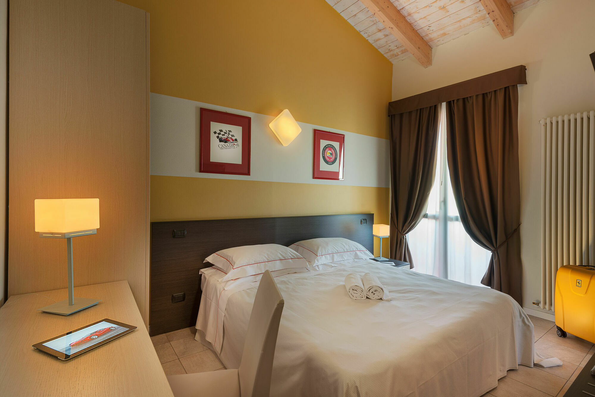Village Hotel 4*